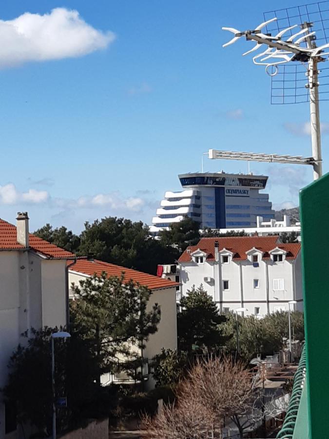 Mirjana Apartman Apartment Vodice Bagian luar foto