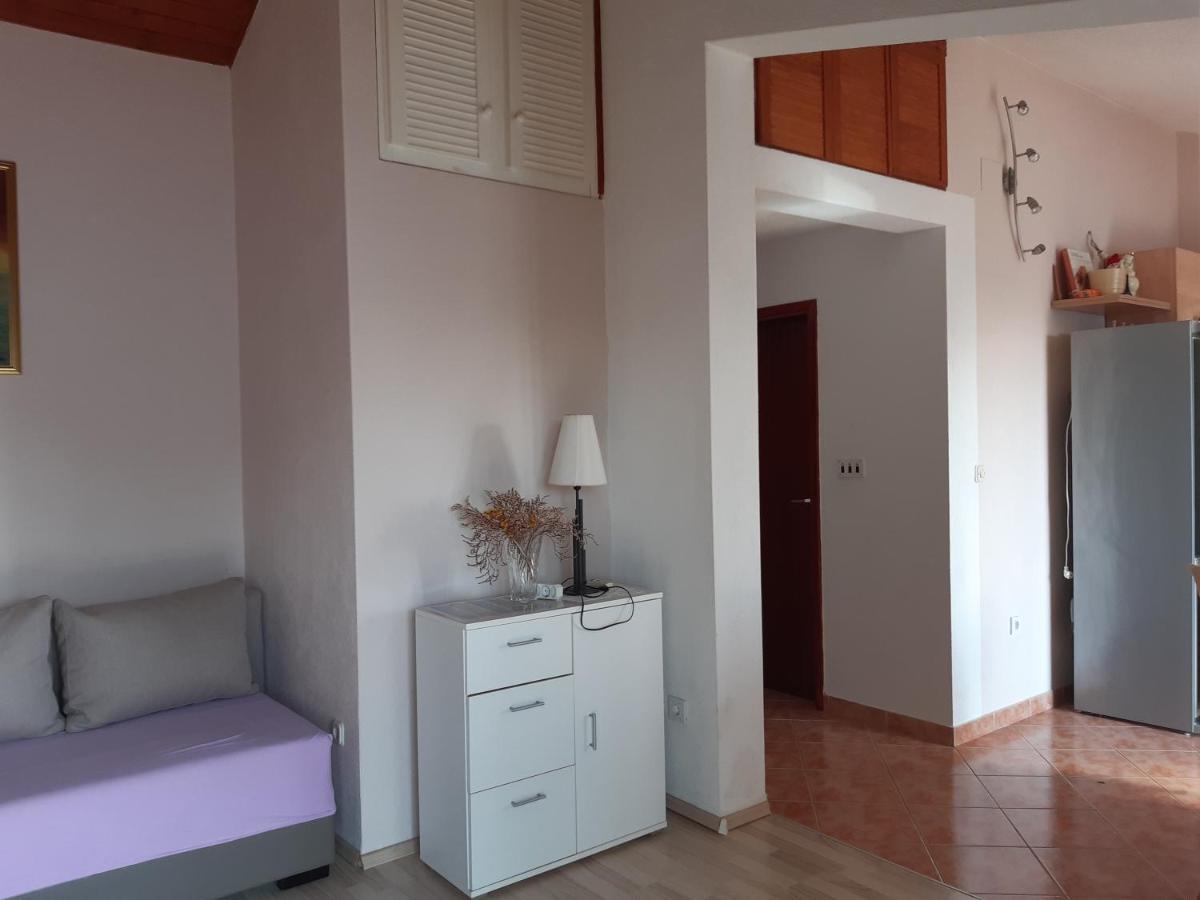 Mirjana Apartman Apartment Vodice Bagian luar foto