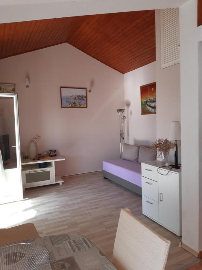 Mirjana Apartman Apartment Vodice Bagian luar foto