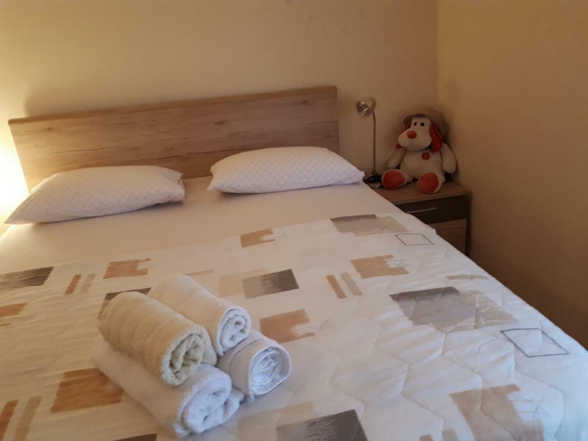 Mirjana Apartman Apartment Vodice Bagian luar foto