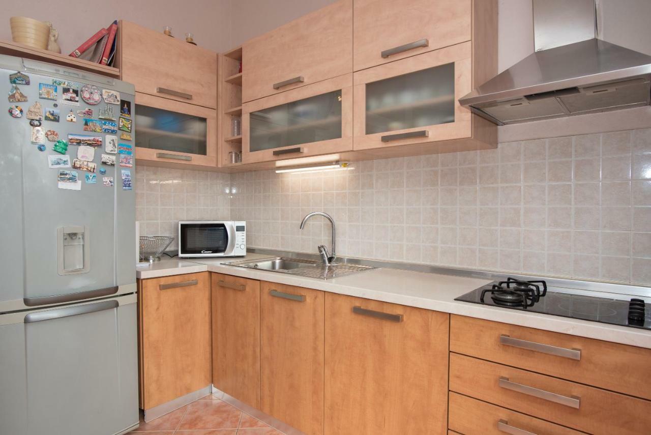 Mirjana Apartman Apartment Vodice Bagian luar foto