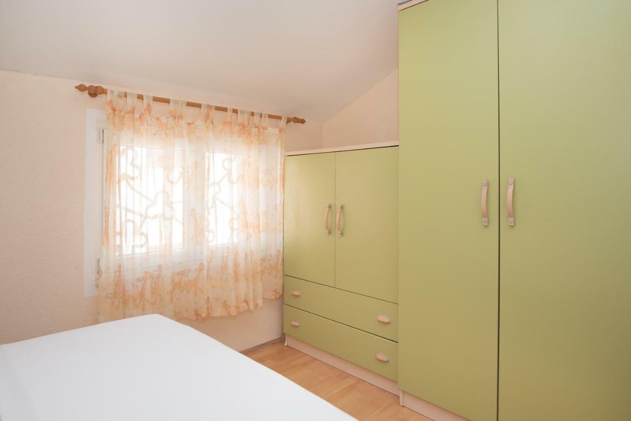 Mirjana Apartman Apartment Vodice Bagian luar foto