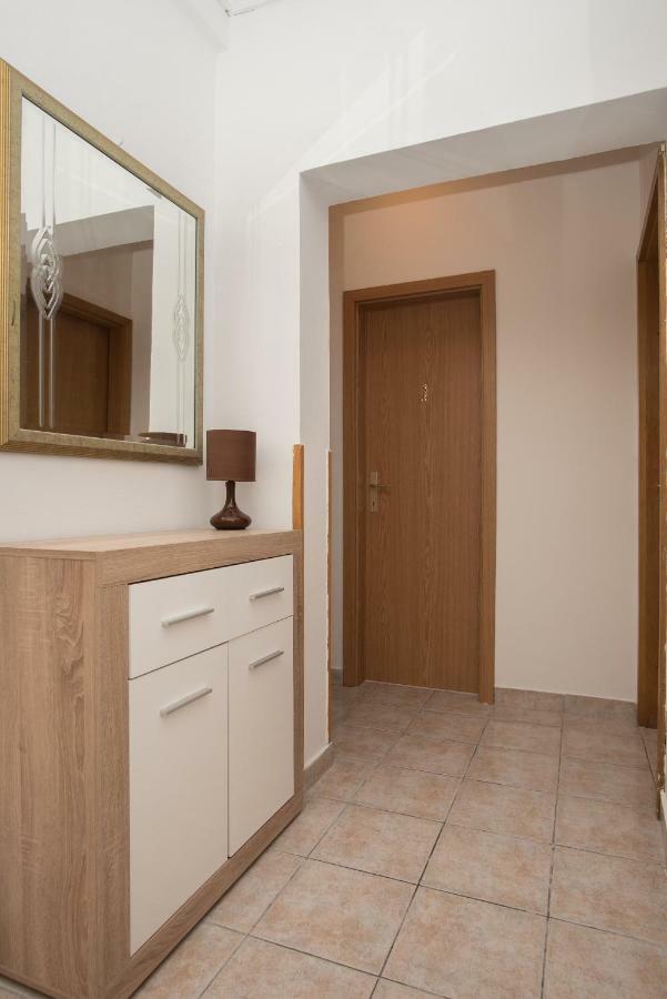 Mirjana Apartman Apartment Vodice Bagian luar foto